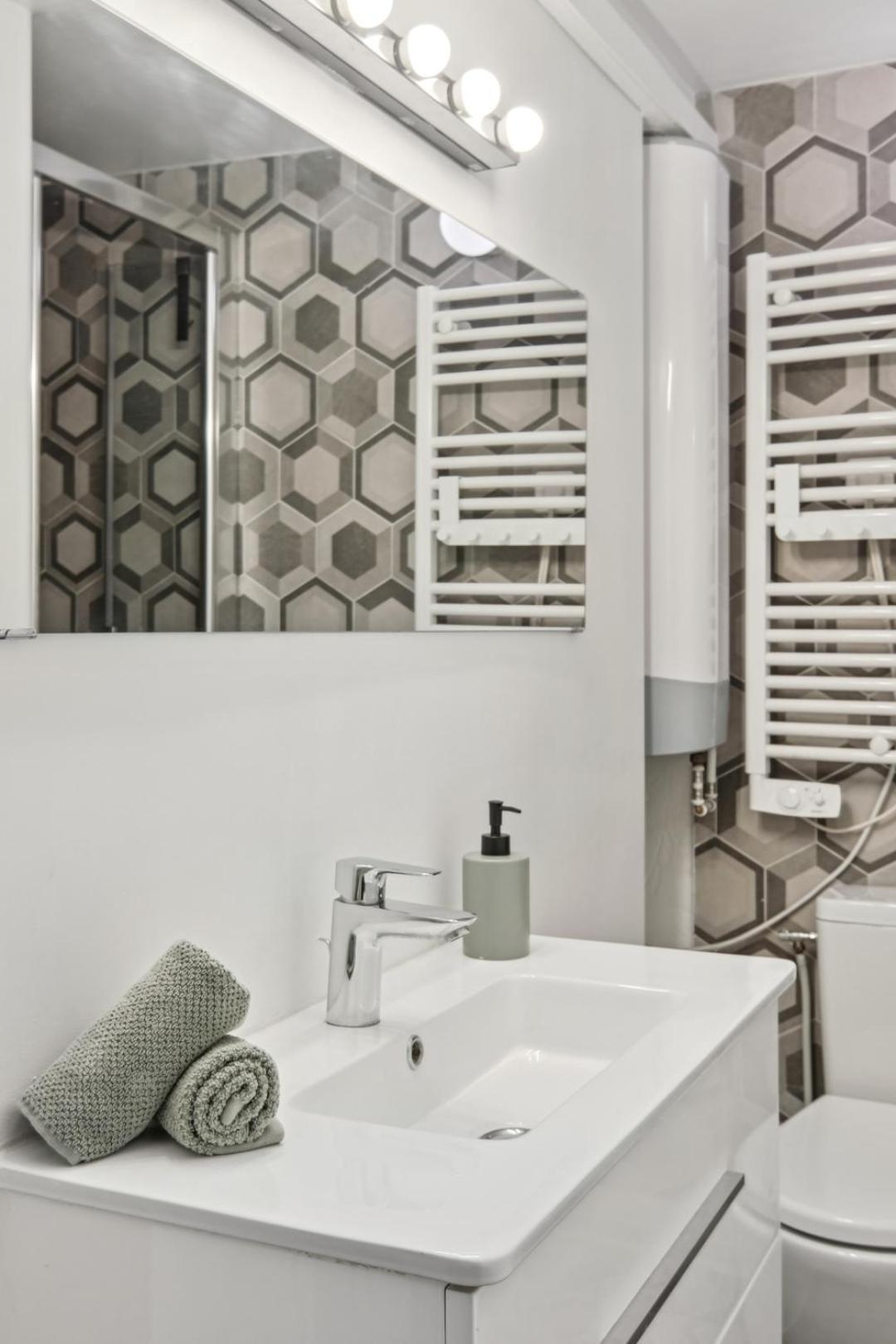 Bnbnook - Bright 1br By Louvre & Tuileries Gardens Apartment Paris